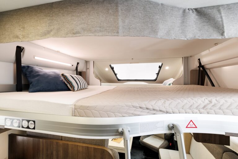 Benimar Tessoro T463 Cama basculante